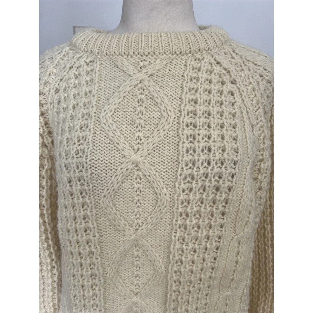 Blarney Mills Aran Fisherman Pure Wool Chunky Knit Women's‎ Handmade Sweater 40